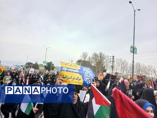 حضور پرشور مردم همیشه در صحنه محمدشهر در راهپیمایی روز قدس 