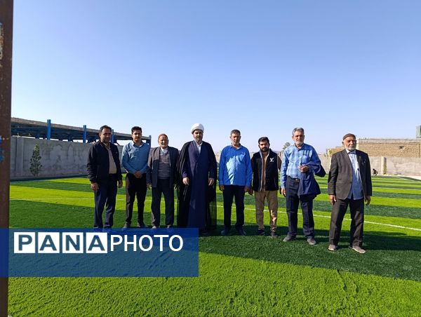 افتتاح زمین چمن مدرسه شهید غلامی خلیل آباد