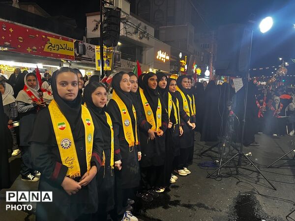 طنین «باید برخاست» در دویست و بیست و پنجمین شب تجمعات مردم ساوجبلاغ