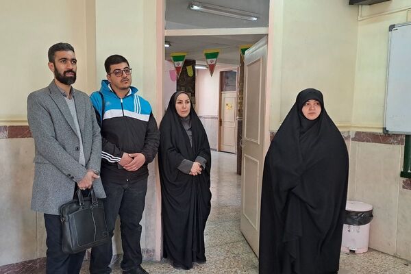  مسابقات قرآن و عترت دانش‌آموزی با حضور پرشور آینده‌سازان