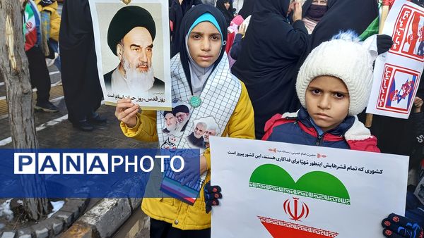 راهپیمایی باشکوه یوم الله ۲۲بهمن در شهرستان خواف