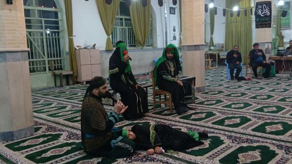مراسم تعزیه خوانی شهادت حضرت عباس(ع) توسط ذاکرین دهستان شوراب صغیر