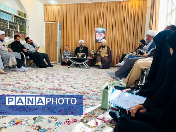 جلسه هماهنگی اعتکاف دانش‌آموزی در خاتم