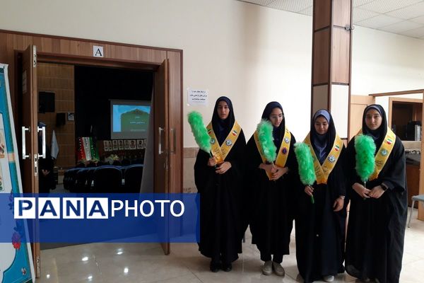 یادواره شهدای جنگ دوازده روزه در سالن ارشاد اسلامی شهرستان قدس