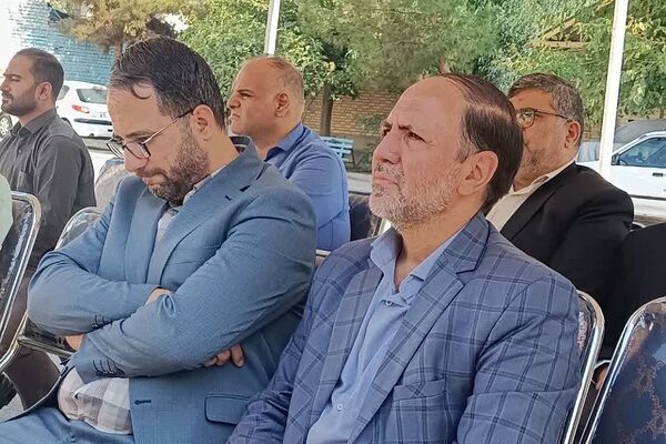  جشن شکوفه‌ها در قرچک