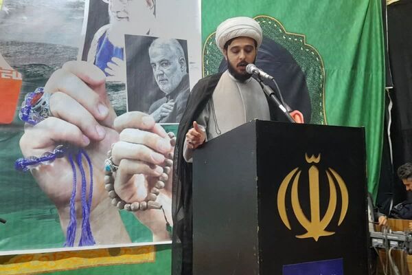 حماسه ۹ دی زنده است؛ ورامینی‌ها بار دیگر با ولایت، پیمان بستند
