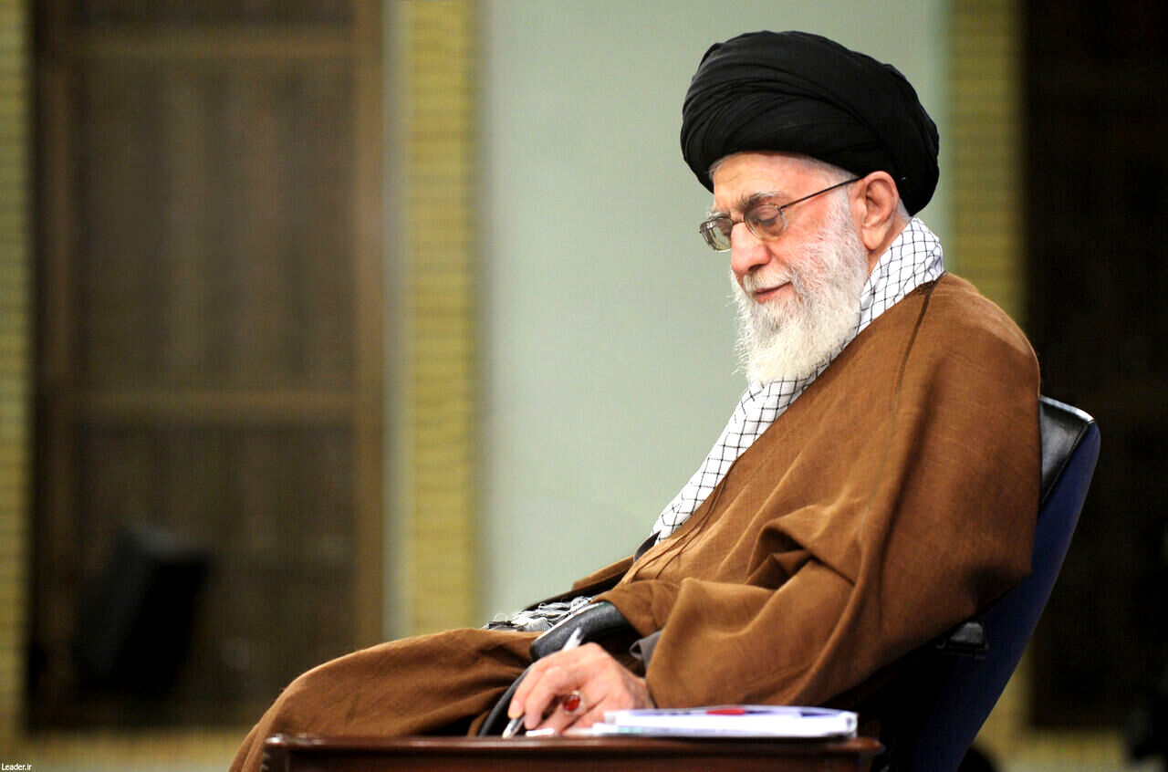 تسلیت رهبر انقلاب اسلامی در پی درگذشت آیت‌الله محفوظی