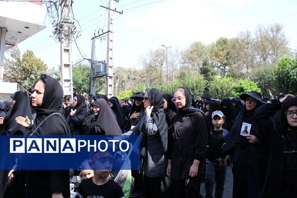 برپایی مراسم جاماندگان اربعین حسینی در امامزاده محمد(ع) کرج