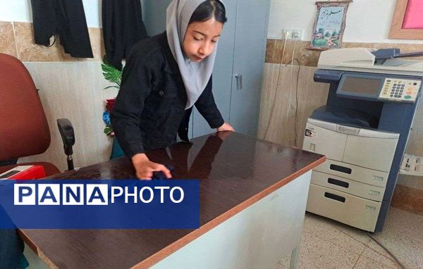 خانه تکانی آموزشگاه زهرا عبدالهیان به مناسبت فرارسیدن عید نوروز 