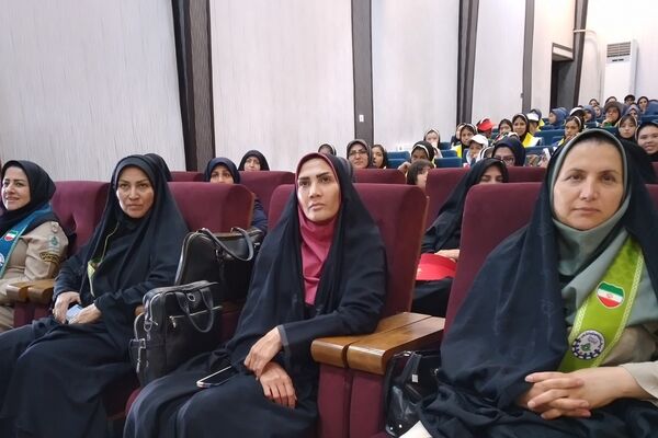 آیین بزرگداشت سالروز تأسیس سازمان دانش‌آموزی و سپاس مربی در کهریزک 