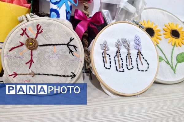 جشن خلاقیت دانش‌آموزان در نمایشگاه فناوری مدرسه پروین اعتصامی