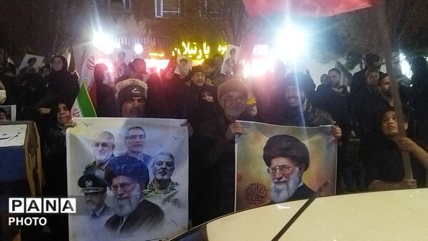 قاب هایی از حضورـ۲