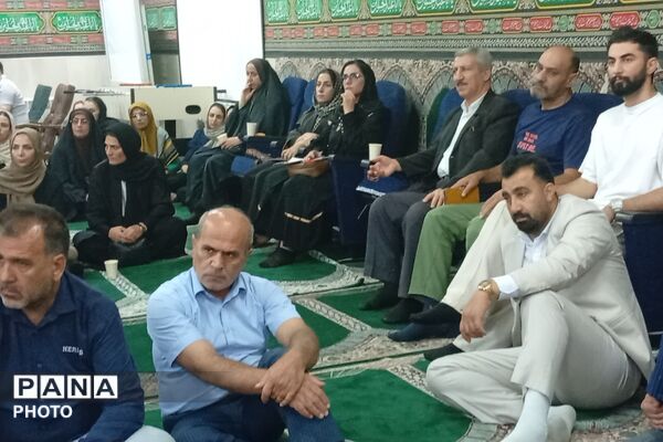 جلسه مشاوره خانواده ویژه اولیاء در هنرستان مجتمع فنی تهران بهارستان دو