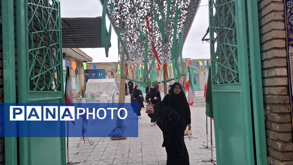 اعزام دانش‌آموزان شهرستان کهک قم به اردوی راهیان نور