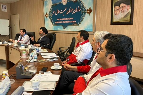 برگزاری جلسه هماهنگی برنامه‌های دهه فجر در سازمان جوانان جمعیت هلال‌احمر