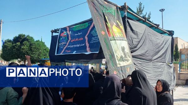 خدمت‌رسانی موکب سازمان دانش‌آموزی کهگیلویه و بویراحمد در پیاده‌روی جاماندگان اربعین