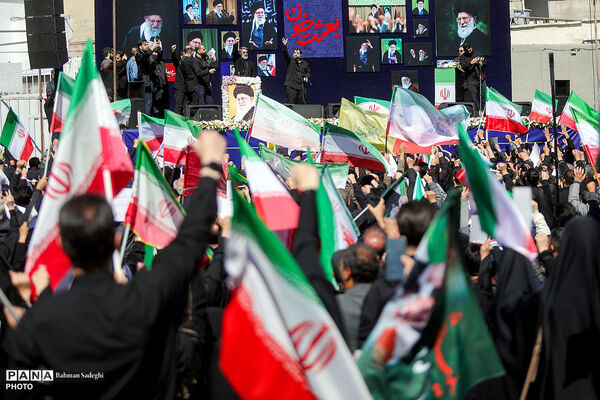  چهلمین روز شهادت رهبر شهید انقلاب اسلامی - تهران/2