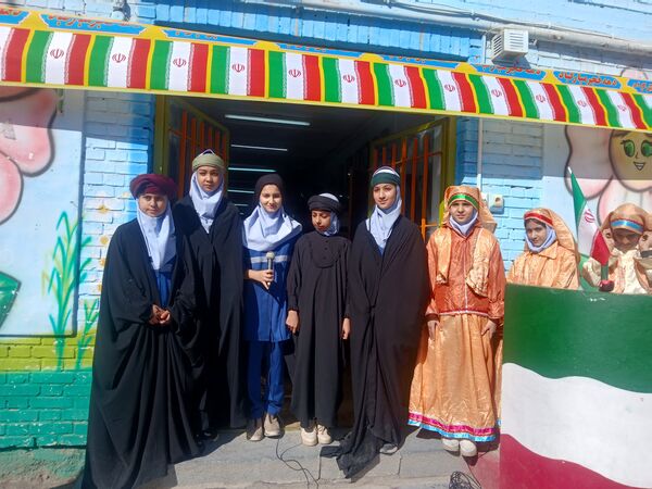 جشن نیمه شعبان در مدرسه دخترانه بنت الهدی صدر۲ 