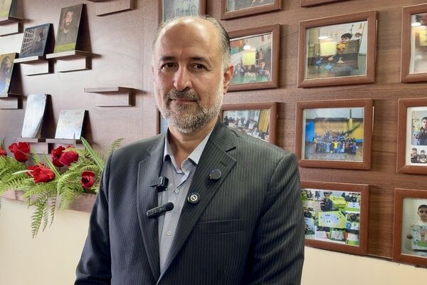 آغاز سال تحصیلی را با چشم‌انداز درخشش دانش‌آموزان در آسمان دانش گرامی می‌داریم