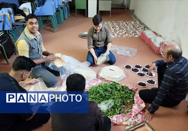   ضیافت افطاری و محفل قرآنی در دبیرستان شهید مطهری شهر حسن آباد جرقویه علیا