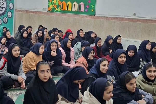 در سوگ مادرِ وفا