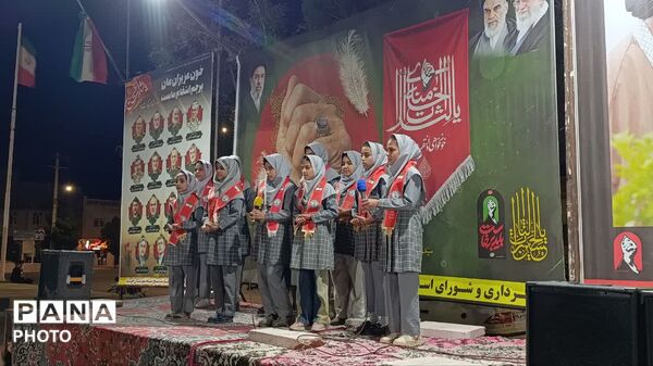 تجلیل از دانش آموز خبرنگار پانا در تجمعات شبانه شهرستان خوسف