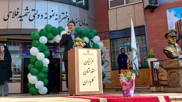 دهه کرامت و اختتامیه کارگروه کوثر در دبیرستان شهید فلاحی ناحیه یک کرج