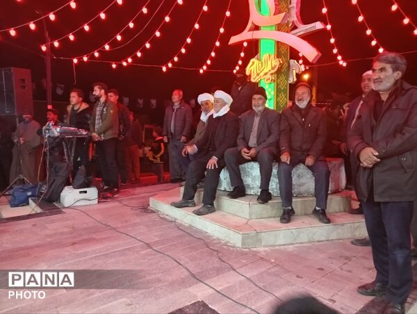 حضور پرشور مردم روستای ارزنه در راهپیمایی آخرین چهارشنبه سال