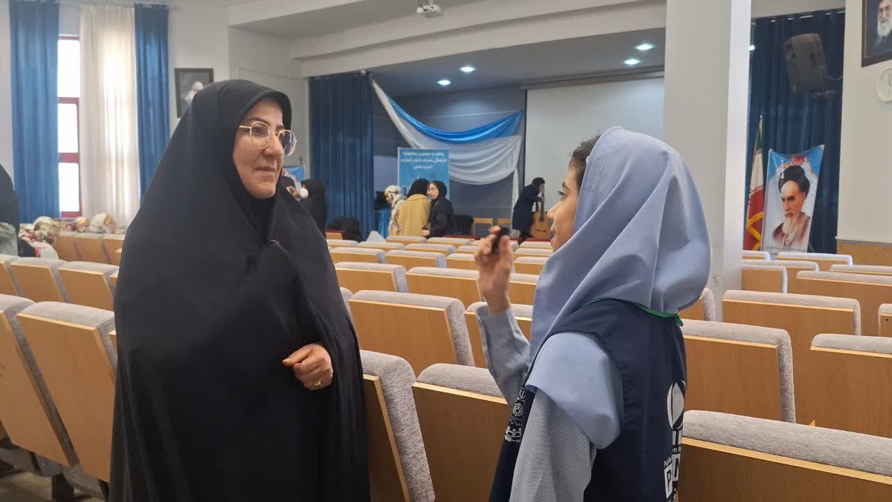 تعامل و ارتباط دانش‌آموزان با یکدیگر، یکی از اهداف اجرای مسابقات جشنواره امیدفردا در مدارس است