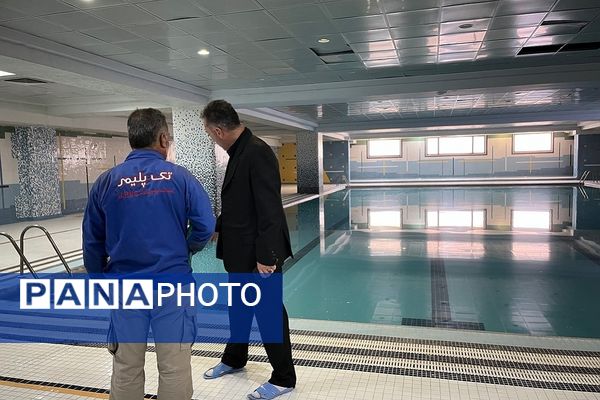 بازرسی مکان برگزاری رقابت‌های ورزش دانش‌آموزی در منطقه رودهن توسط مسئولان اداره‌کل شهرستان‌های تهران