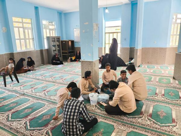 نمایش خلاقیت و استعداد نوجوانان 