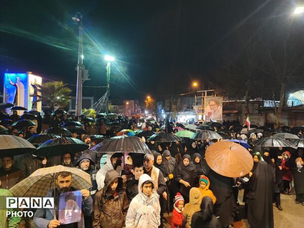 حضوری حماسی در زیر باران و سرما در شهرستان اجتماعات دیشب شهرستان کوهدشت 