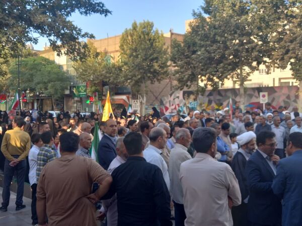 ملت ایران سکوت نخواهد کرد