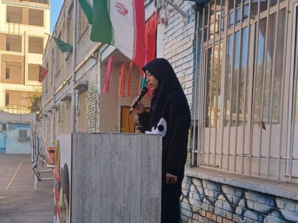 مراسم روز دانش‌آموز و ۱۳ آبان در دبیرستان شاهد تکتم
