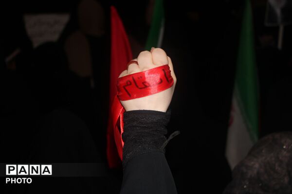 اجتماع عظیم عزاداران حسینیه امام نیشابور در سوگ رهبر انقلاب