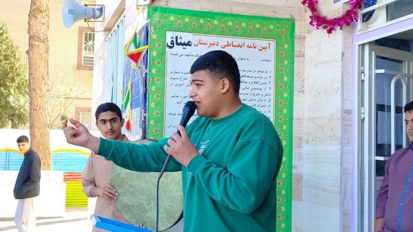 مراسم میلاد حضرت ابوالفضل(ع) در دبیرستان میثاق