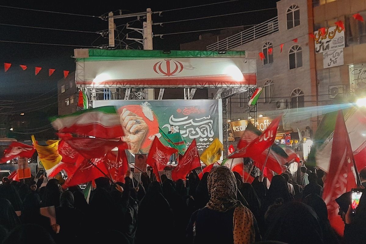 حضور جمعیت متحد مردم در میدان امام‌ خامنه‌ای شهرستان قدس 