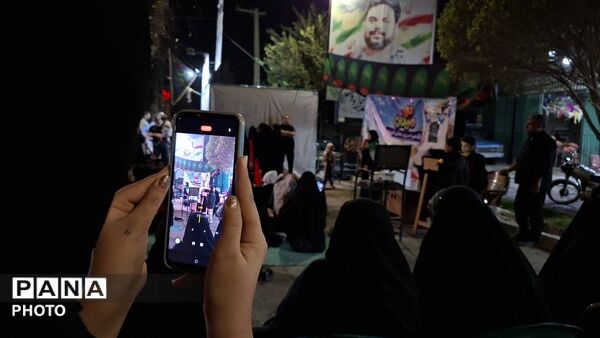 برگزاری برنامه فرهنگی‌هنری «موکب عشاق‌الزهرا» به همت دبستان دخترانه شهادت در یزد