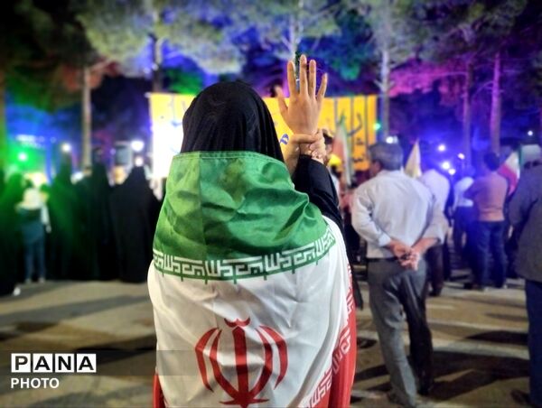 رشتخوار در شب غدیر؛ بیعتِ احساس با ولایت