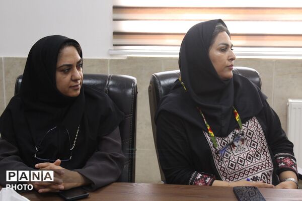 تجلیل از دانش‌آموز خبرنگاران فعال در عرصه کانون پرورش فکری کودکان و نوجوانان استان البرز 