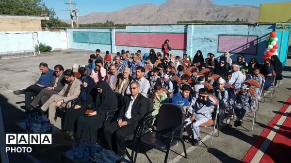 زنگ شکوفه‌ ها و جوانه ها در سلسله نواخته شد