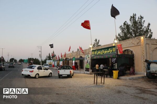میزبانی مه‌ولات از زائران تشییع رهبر شهید انقلاب