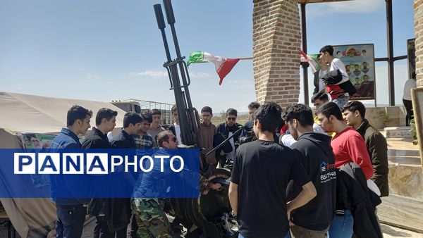 نمایشگاه فرهنگی تربیتی ارتش شهرستان مراغه