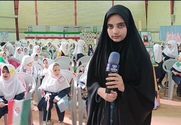 برپایی جشن شکوفه‌ها با عطر یاد شهدای دانش‌آموز در قم