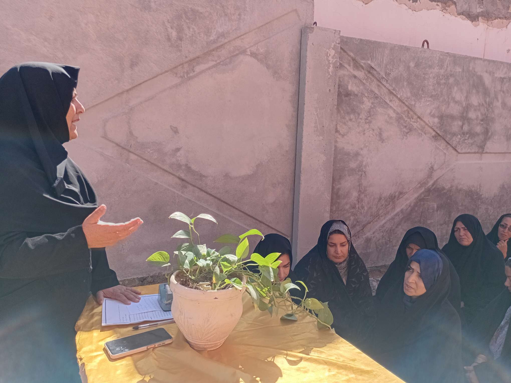 انتخابات انجمن اولیاء در مدرسه مادرمهربان نقاب