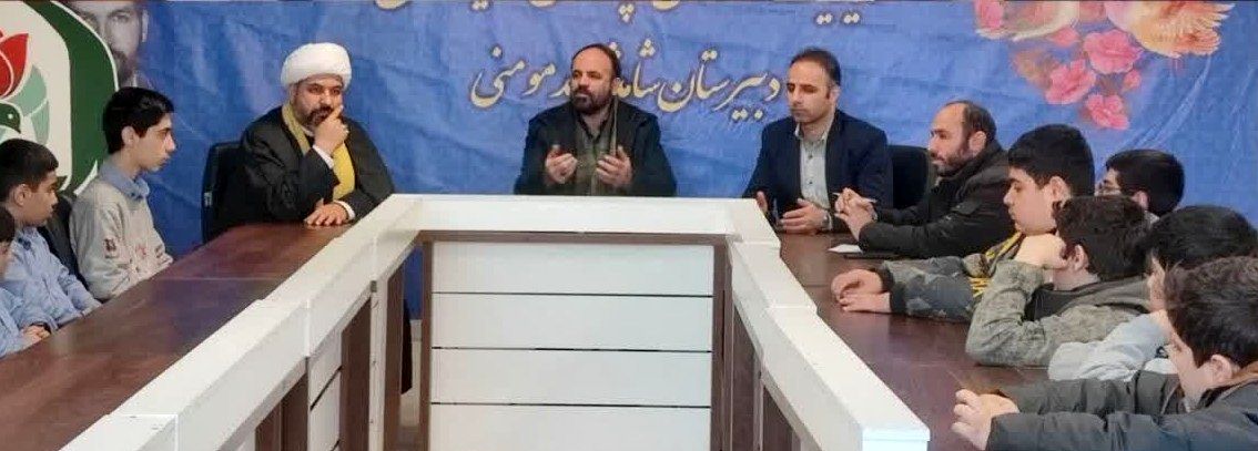 هر دانش‌آموز باید در مدرسه و جامعه نقش‌آفرین باشد