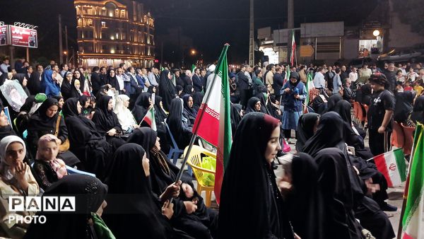 تجدید بیعت با رهبر و آرمان‌های انقلاب در خرم آباد