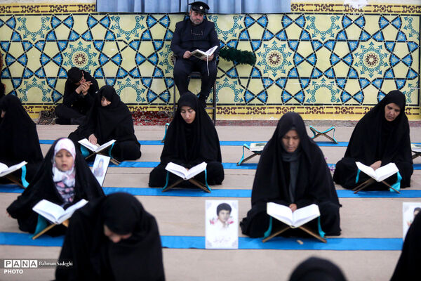 مراسم جزخوانی قرآن کریم در آستان مقدس امامزاده نرمی - اصفهان