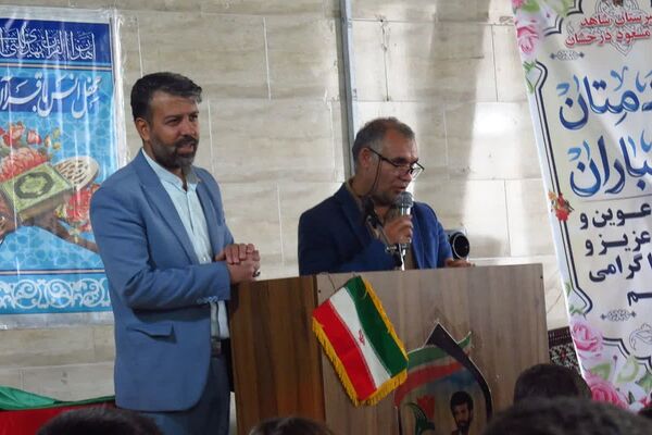 محفل انس با قرآن کریم به میزبانی دبیرستان شاهد‌ شهید مسعود‌ درخشان 
