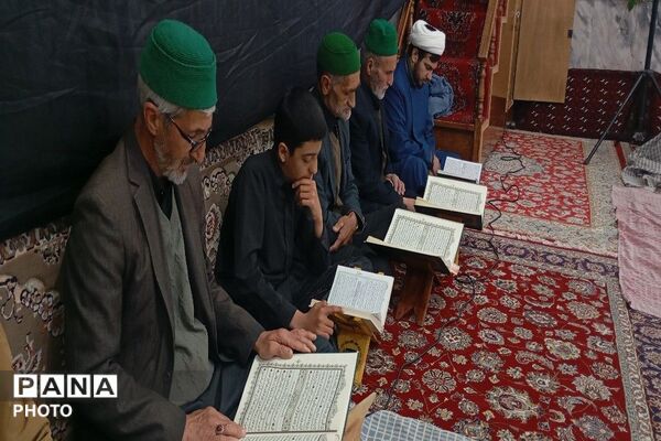 جزء خوانی قرآن در ماه مبارک رمضان  مسجد جامع شهر بار نیشابور 